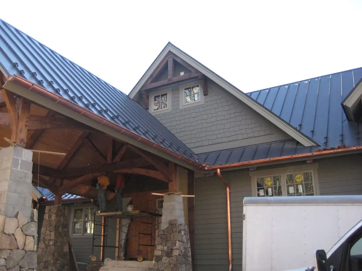 Craftsman Roofing team delivering quality roofing work in Little Silver Point